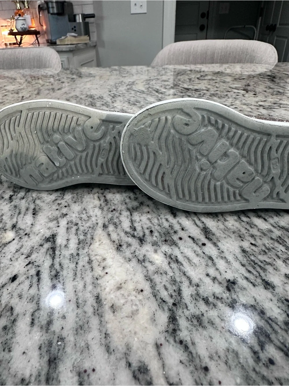 Native Shoes Jefferson Toddler Gold Glitter Slip On Size 5